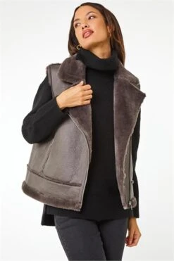 Grey Animal Embellished Stretch Top -Outlet Modi Qube Store 04b7a976 1b50 4cbe 8e73 3aac7d1d9167