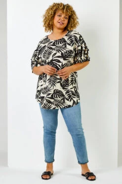 Black Curve Tropical Leaf Print Frill Sleeve Top -Outlet Modi Qube Store 0670c7ba e18b 4285 9bfb 56e312f4e254