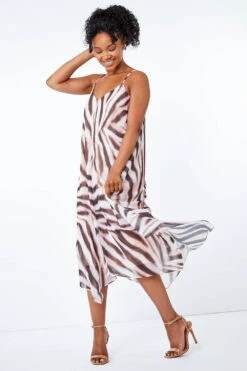 Brown Petite Printed Hanky Hem Dress