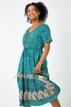 Petite Sleeveless Aztec Maxi Stretch Dress