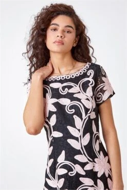 Coral Julianna Lace Dress & Shrug Set -Outlet Modi Qube Store 0bd57ae9 7cdb 4233 8d90 1a3580280dd3