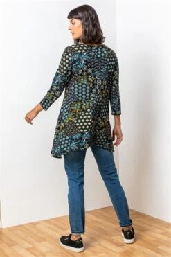 Green Textured Floral Hanky Hem Tunic Top -Outlet Modi Qube Store 0d38aaa6 ce33 4c18 aab6 e3fae70db9c5