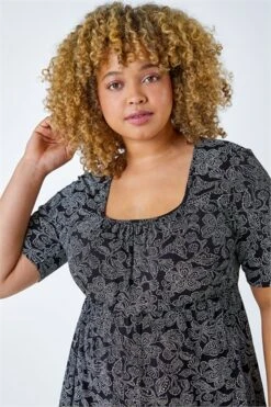 Blue Curve Ditsy Floral Shirred Stretch Top -Outlet Modi Qube Store 0e64e501 3e7f 409f 863a 07555849b522