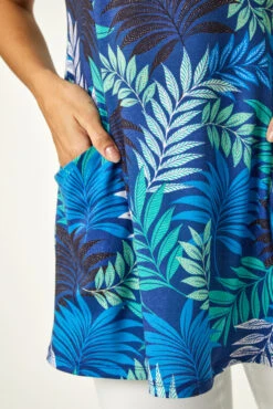 Blue Palm Print Pocket Tunic Stretch Top -Outlet Modi Qube Store 1777bd43 275d 49b3 9448 28482db8473a