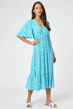 Blue Petite Ditsy Floral Stretch Midi Dress -Outlet Modi Qube Store 17e62ae5 0872 4c5c 8efe 4d72544cb12c