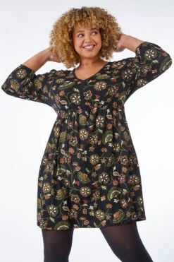 Black Curve Floral Stretch Dress -Outlet Modi Qube Store 31950126 0a9b 461d 9220 0b3ca2e832b0