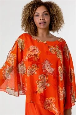 Black Curve Chiffon Top With Necklace