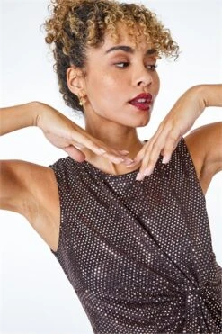 Wine Petite Puff Sleeve Lace Top -Outlet Modi Qube Store 3766ba2b 690d 431a 9d92 7ea20d0a5b62