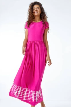 Fuchsia Tie Dye Border Print Stretch Maxi Dress -Outlet Modi Qube Store 3e4c37f3 7f49 4b95 aee2 ca3cf44b8406