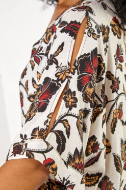 Ivory Petite Floral Print Cold Shoulder Top -Outlet Modi Qube Store 409918f4 60a7 493e a983 9cdf0f203a71