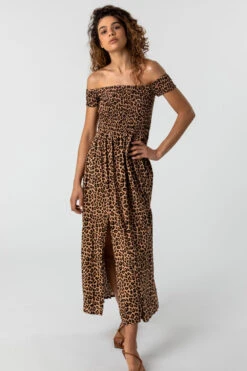 Brown Shirred Animal Print Bardot Dress 9 Brown Shirred Animal Print Bardot Dress -Outlet Modi Qube Store 418733a4 5b53 481b 89b4 3c8237dddf1d