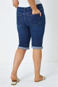 Blue Curve Aztec Print Relaxed Top -Outlet Modi Qube Store 429b62b6 f287 4e2f ad06 46fedbc8bbf5