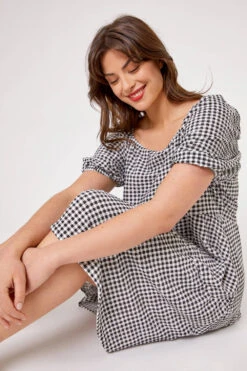 Black Curve Gingham Print Tiered Dress 11 Black Curve Gingham Print Tiered Dress -Outlet Modi Qube Store 48fea235 396a 42c5 8288 fce3b4069277