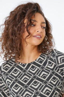 Stone Petite Geo Print Tunic Dress 11 Stone Petite Geo Print Tunic Dress -Outlet Modi Qube Store 496a025f 4a75 4f73 b249 46ca8a86a5cd