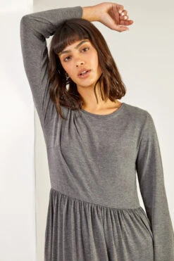 Dark Grey Pocket Stretch Maxi Dress -Outlet Modi Qube Store 51bed142 a92d 48b2 8678 b8ccf4fa6508