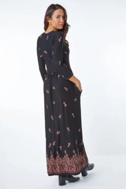 Copper Border Print Jersey Maxi Dress -Outlet Modi Qube Store 5b2bc6aa 3e13 4cc9 ad4a baa339651b60