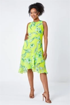 Lime Petite Floral Twist Neck Top -Outlet Modi Qube Store 5dbe0ac7 a1b0 4bf9 a16a 234248527ad0