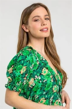 Green Petite Ditsy Floral Print Maxi Dress -Outlet Modi Qube Store 66d4a4fc 1d30 4bfa a462 db0dc4dfbd57