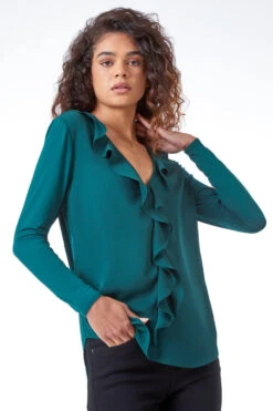 Outlet Modi Qube Store 23 Green Frill Detail V-Neck Top