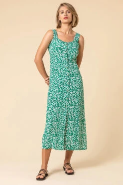 Green Ditsy Floral Button Through Dress -Outlet Modi Qube Store 689b29d5 9dcd 4034 b53b 620354ec616a