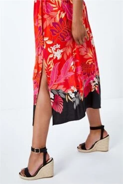 Orange Petite Floral Print Halterneck Top -Outlet Modi Qube Store 6bbd4cf8 cbe0 4d4c b037 4767a9bc5fc4