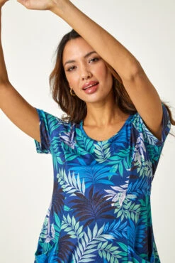 Blue Palm Print Pocket Tunic Stretch Top -Outlet Modi Qube Store 6c844712 c527 4b0e b0c5 2a5f356c623e