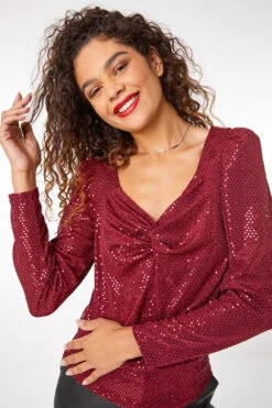 Wine Ruched Sequin Sweetheart Top -Outlet Modi Qube Store 704de1fe fa78 4010 8e2f c3e7f9293064