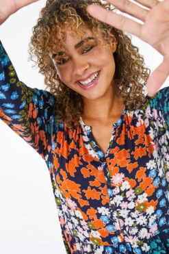 Khaki Petite Tiered Floral Stretch Dress -Outlet Modi Qube Store 70af00bd d4e5 4881 b334 2787bfcae0c3