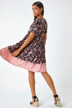 Black Floral Border Print Smock Dress 9 Black Floral Border Print Smock Dress -Outlet Modi Qube Store 76ad1dd6 1a71 4053 9f15 92e120440ccd