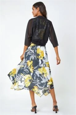 Black Sleeveless Vest Top With Necklace -Outlet Modi Qube Store 79ebd808 ebb7 4b0a a434 66cc7349e406