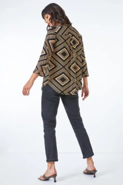 Camel Geometric Stretch Jersey Shirt 9 Camel Geometric Stretch Jersey Shirt -Outlet Modi Qube Store 7b1e5b66 cc6e 476f 9c64 2af1b3fedfad