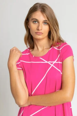 Pink Linear Print Hanky Hem Top 9 Pink Linear Print Hanky Hem Top -Outlet Modi Qube Store 7b88298e 8b1b 4080 a18f 84256487eee7