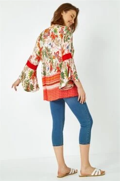 Stone Button Detail Aztec Print Top -Outlet Modi Qube Store 7ef92a86 bc50 4de7 8348 f1e5c283c33b