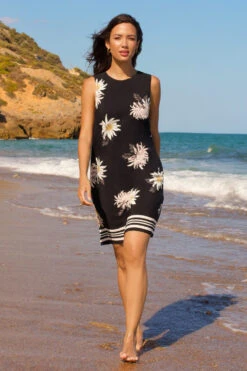 Black Daisy Floral Shift Dress