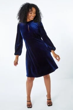 Midnight Blue Petite Keyhole Stretch Velvet Dress -Outlet Modi Qube Store 8fefc37e 591b 4955 91cc b893f74e2969