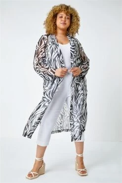 Black Curve Animal Shirred Stretch Maxi Dress -Outlet Modi Qube Store 925deeff 3a14 420c a1aa 3a5a68b1b095