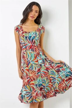 Red Sleeveless Floral Panel Stretch Dress -Outlet Modi Qube Store 943d048e 7862 4bad a410 4551a1c45b6b