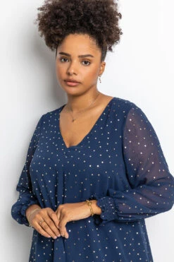 Navy Curve Foil Spot Print Split Front Top -Outlet Modi Qube Store 9549c1df cd4c 40d6 9c0d eac33756246e