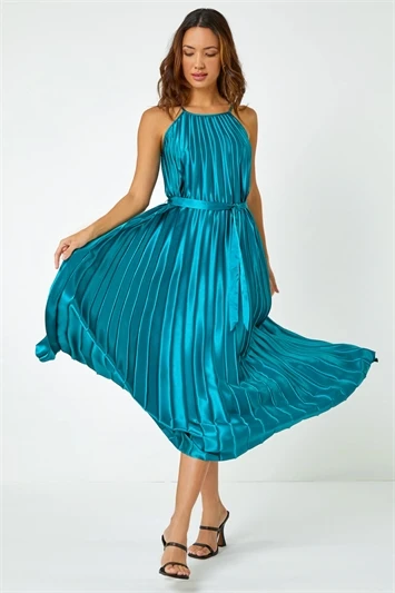 Navy Ombre Halter Neck Pleated Swing Dress 7 Navy Ombre Halter Neck Pleated Swing Dress - Image 5