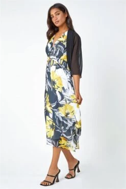 Black Sleeveless Vest Top With Necklace -Outlet Modi Qube Store a1b45acf 6450 4c82 aeb1 400b60c22f1f