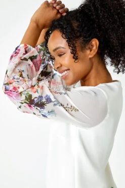 Ivory Petite Premium Stretch Floral Shift Dress -Outlet Modi Qube Store a1d8db7e 86a4 4f48 bf17 f02cc48e1a55