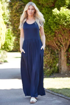 Navy Gathered Skirt Maxi Dress -Outlet Modi Qube Store a42e743d 595b 4545 a7f2 d133274f47fd
