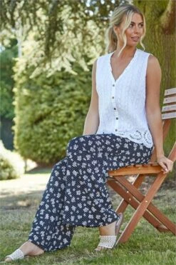 Blue Ombre Print Crinkle Blouse -Outlet Modi Qube Store a5842b01 6da0 4bfa 8ea7 349540baf6ce