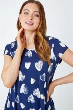 Blue Curve Floral Print Hanky Hem Top -Outlet Modi Qube Store aa2d78fa afe2 4acb b784 378d656fee3f