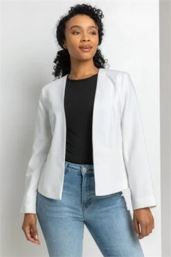 Green Ruched Halter Neck Midi Stretch Dress -Outlet Modi Qube Store ac010409 042e 4fd2 a124 03cc76afc19a