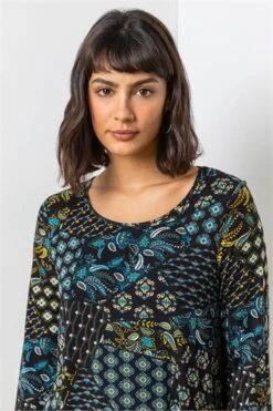 Green Textured Floral Hanky Hem Tunic Top