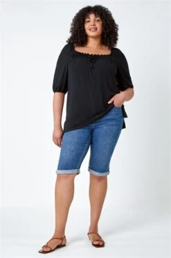 Black Curve Lace Trim Bardot Top -Outlet Modi Qube Store b4b549d7 1c11 423e 93ea d6bca994d4c9