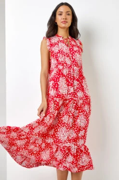 Red Ditsy Floral Print Frill Detail Maxi Dress -Outlet Modi Qube Store b77bb92f 0126 4383 a005 b54fb5697bf0