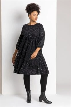 Bronze Curve Metallic Plisse Frill Hem Dress -Outlet Modi Qube Store ba086dc1 dcc6 4412 89d1 d14a0d45b45a