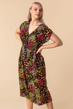 Multi Floral Print Button Through Dress -Outlet Modi Qube Store c46bb215 58ee 46bb bb79 42ec8aaf6a66